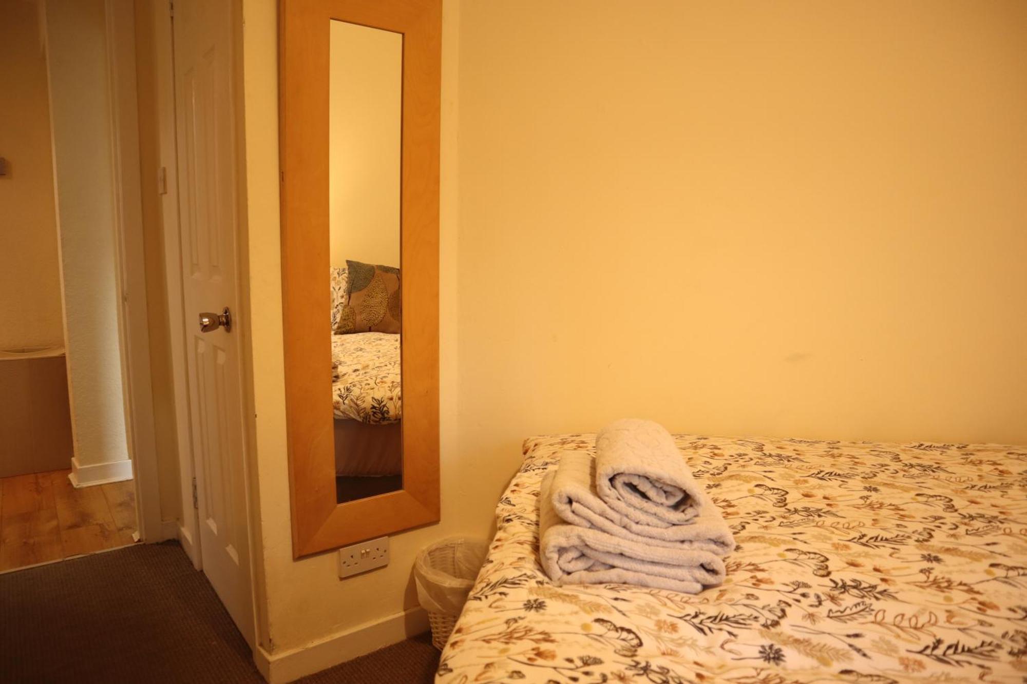 3 Bedrooms Flat In Central Edinburgh Old Town Sleeps 6 Kültér fotó